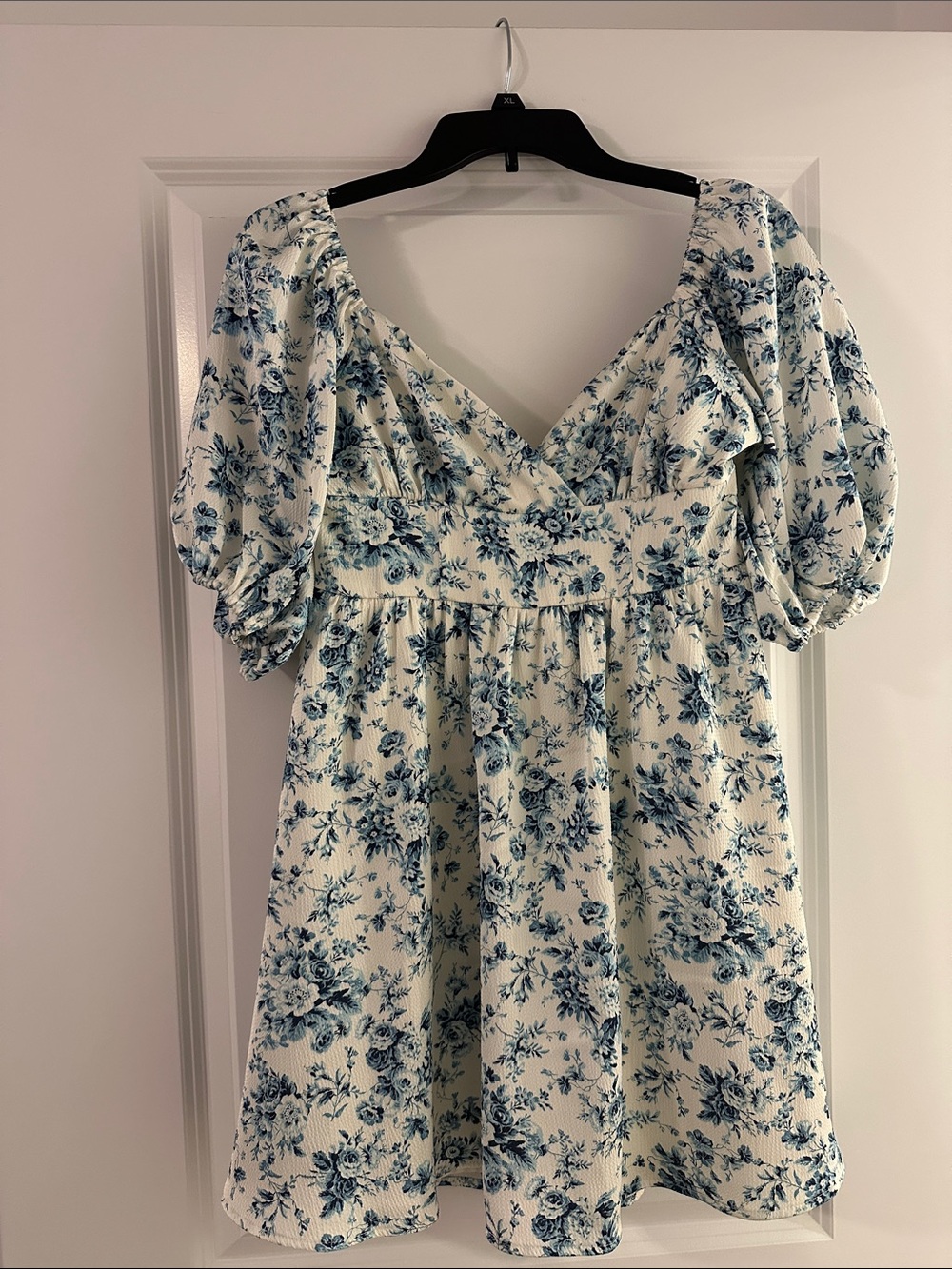 Altar'd State Blue Floral Puff Sleeve Mini Dress NWT Size M